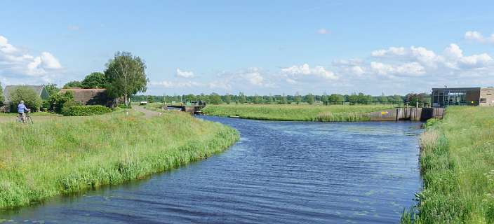 Heino<br>Links Overijssels Kanaal , rechts Langeslag die in de Nieuwe Wetering uitkomen