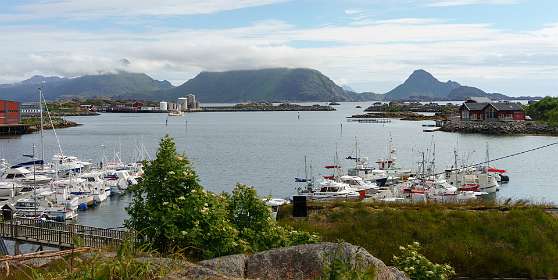 Voor Kraemmervika, achter Ballstad.