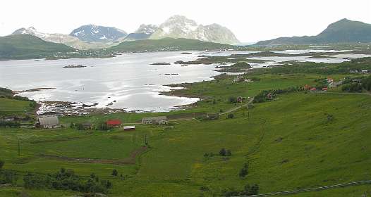 Uitzicht over het Ramsvikbukta op Gravdal