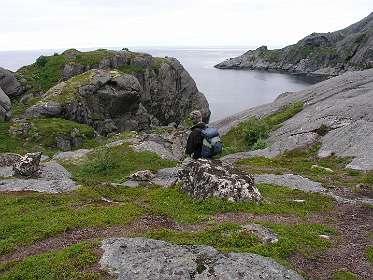 Begin van het pad van Nusfjord naar Nesland