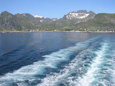 A vanaf de veerboot van Moskenes naar Bodo