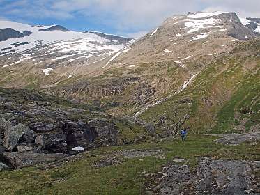 Het begin van de wandeling, boven het uitkijkpunt