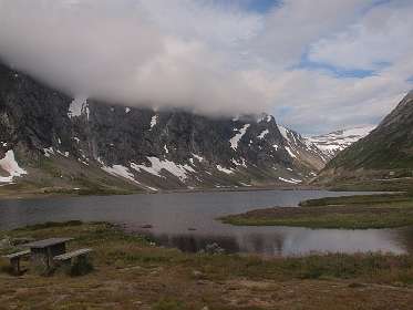 Breiddalsvatnet aan de N15