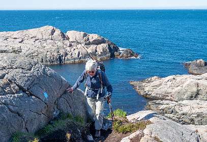 We klauteren wat rond de vuurtoren