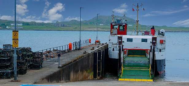 De veerboot naar Iona in Fionnphort