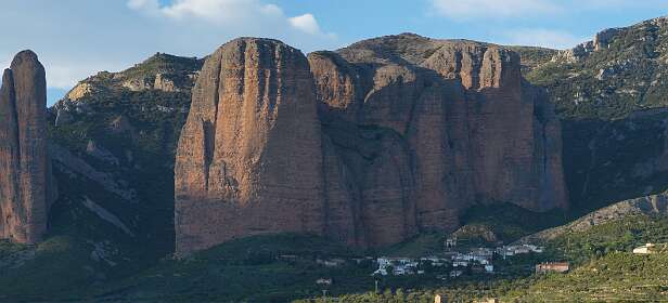 Mallos de Riglos