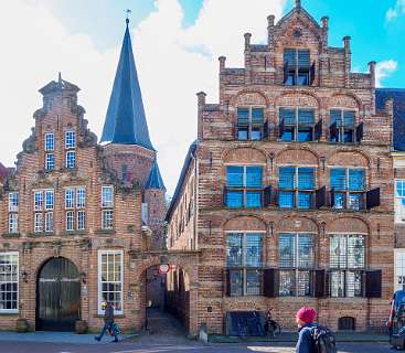 Ruiter Kortegaerd met de Drogenapstoren