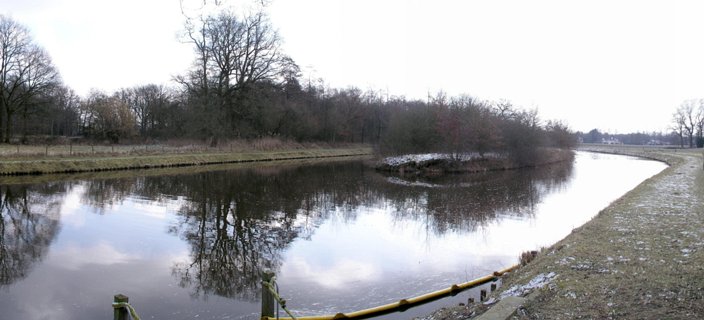 270° panorama met aan het begin de Gravenallee brug over de Loolee