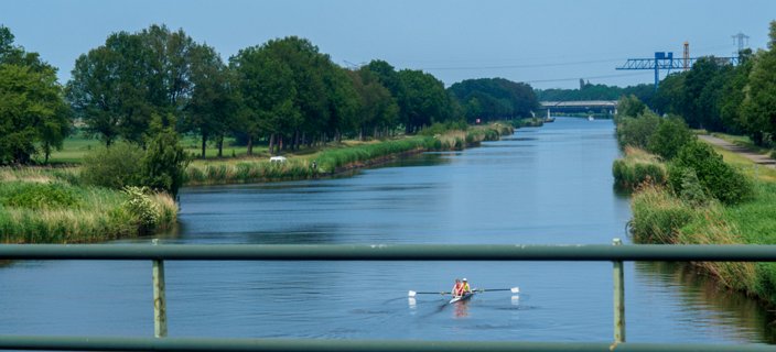 12: 180527-131640_Rond_Almelo<br>Kruising met het Twentekanaal