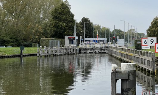 Sluis in kanaal Almelo - de Haandrik
