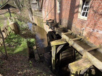 2: IMG_0286<br>De Mosbeek bij de watermolen van Frans