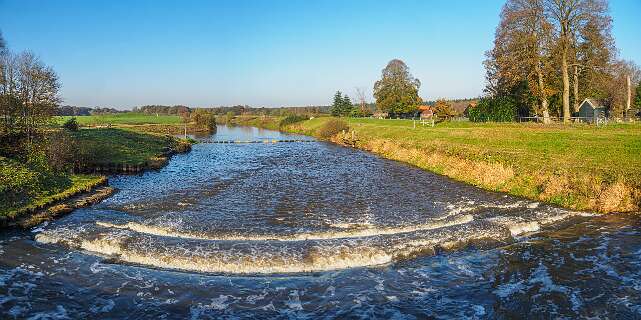 De Vecht bij de Stuw van Junne in Westelijke richting