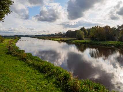 Beerze, Stegeren<br>Over de hoofdstroom van de Vecht met de stuw.