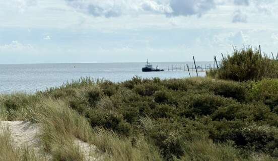 Daar vertrekt de boot naar Vlieland