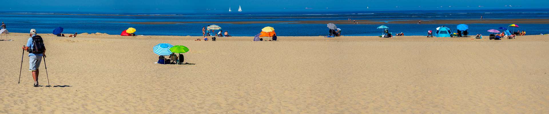 Click to show or hide the buttons