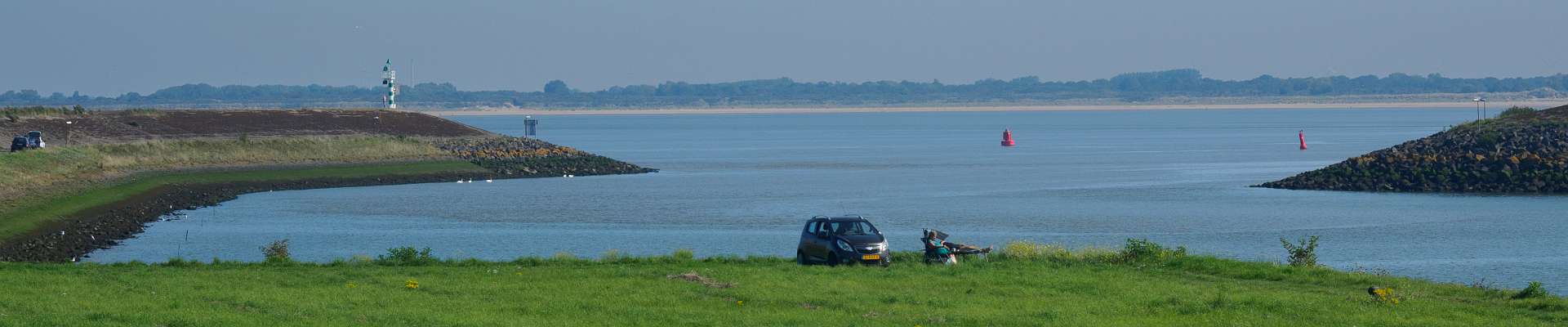 Click to show or hide the buttons