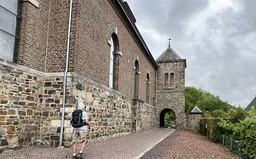 Start bij de kerk in Epeen