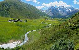 Jatzmeder Sertig Sand<br>Links Sertig, rechts Sand