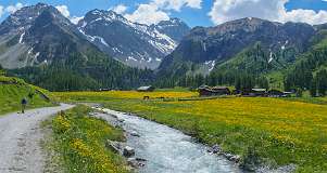 Jatzmeder Sertig Sand<br>Op weg naar de waterval